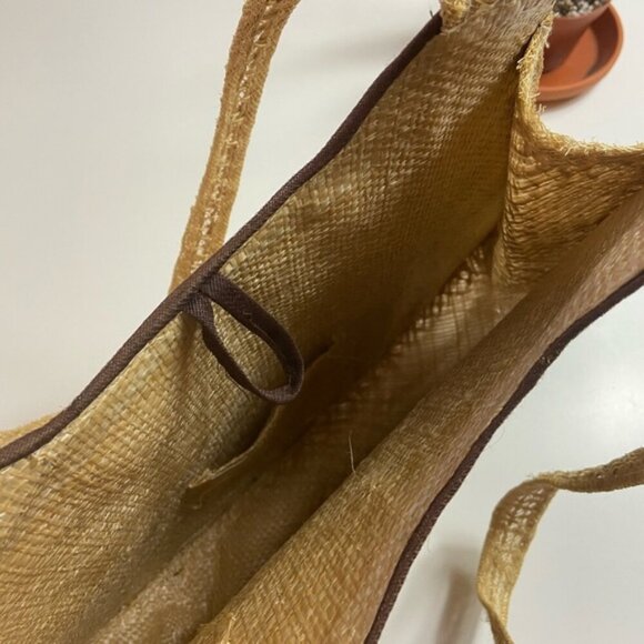 60s-70s Vintage Boho Straw Woven Handbag 3DFloral Embroidery Raffia Shoulder bag - Picture 10 of 16